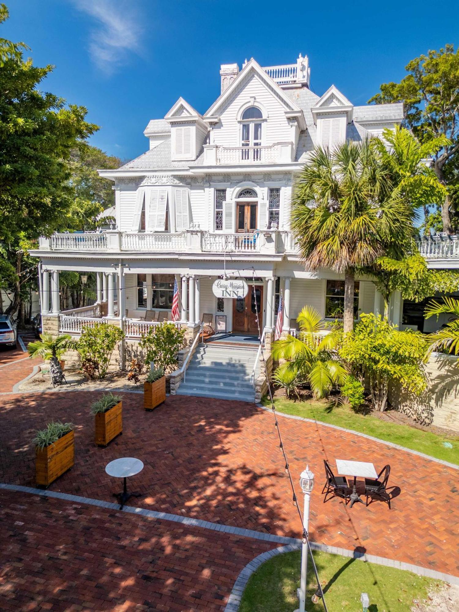 Deluxe Queen At The Curry Mansion - Parking & Heated Pool! Key West Eksteriør billede
